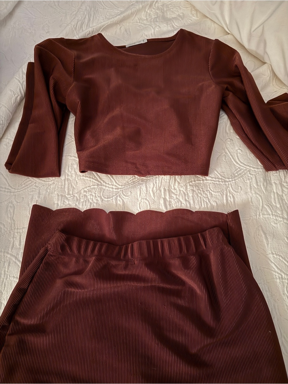 Heart & Hips Rust Lace-Back Ribbed Crop Top - Picture 5 of 8